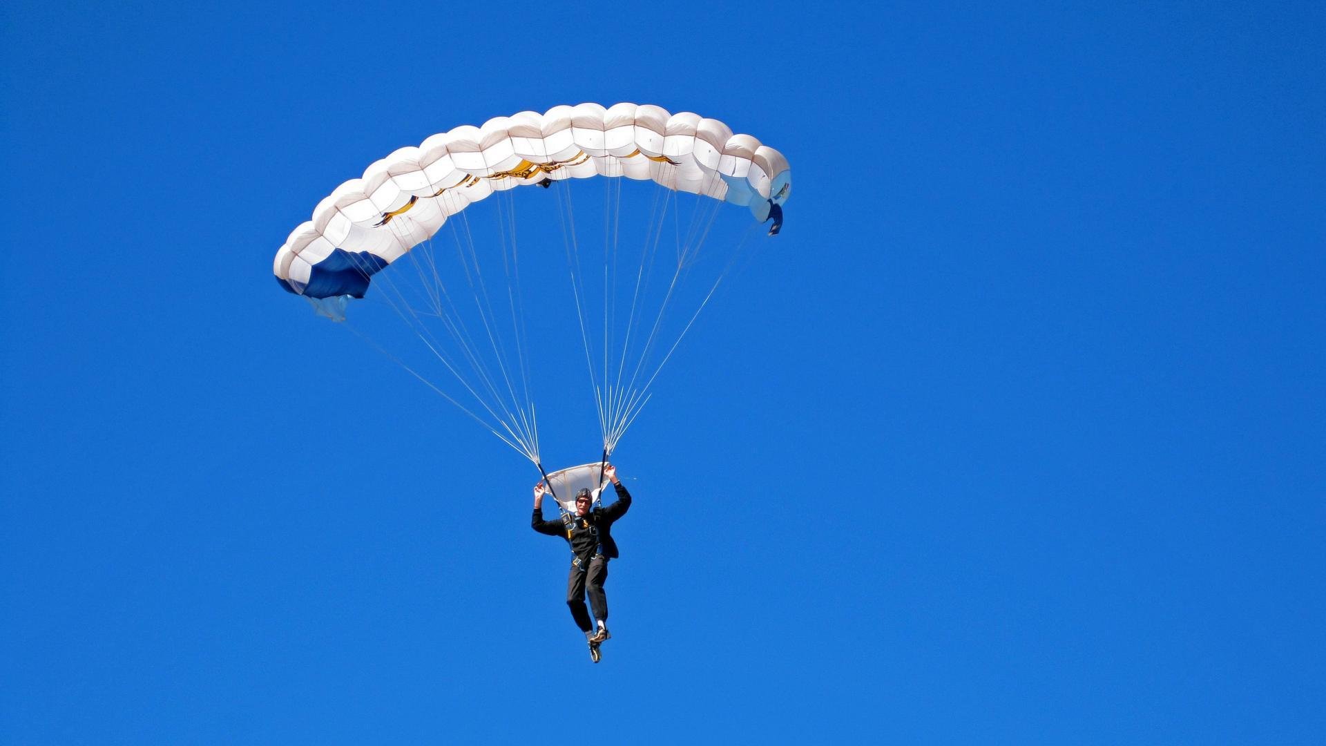 开云体育移动版-中国女子篮球联赛官方评论系统上线，增强观众互动体验，中国女子篮球联赛规则